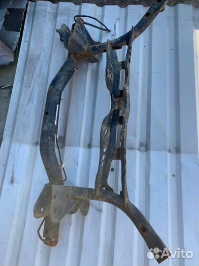 Балка задней подвески Volkswagen Jetta 5