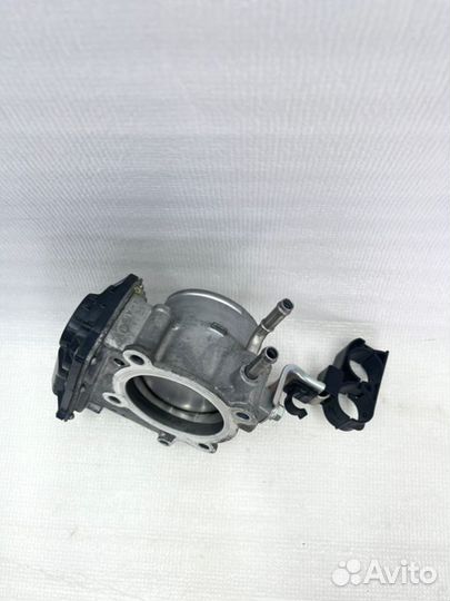 Дроссельная заслонка Toyota Camry V70 2arfe 2500CC