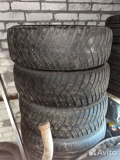 Goodyear Ultragrip Ice Arctic 225/60 R18