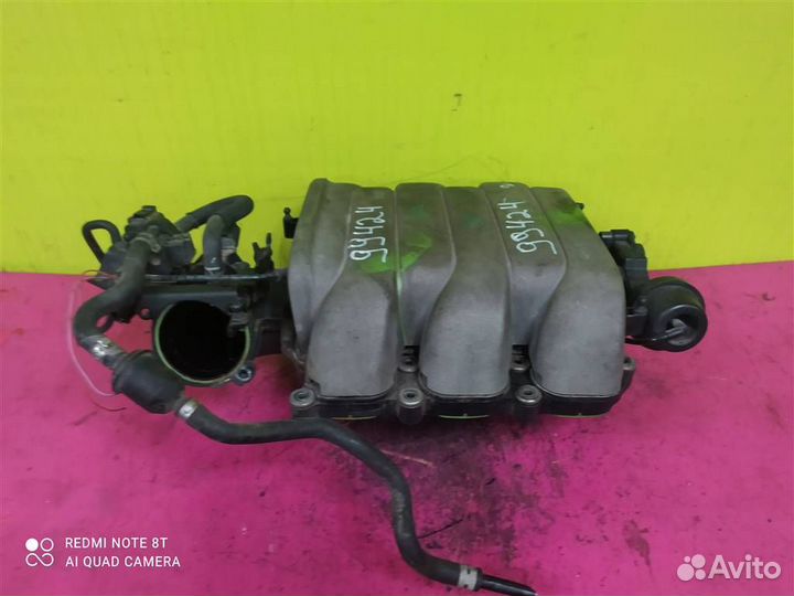 Впускной коллектор Audi A4 A5 A6 Q5 3,2 06E133210L