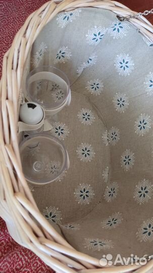 Корзина для пикника с посудой