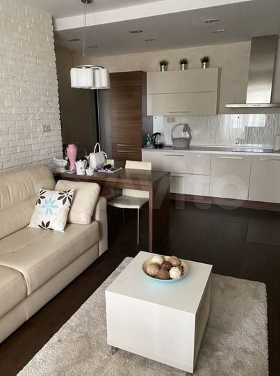 2-к. квартира, 54 м², 3/7 эт.