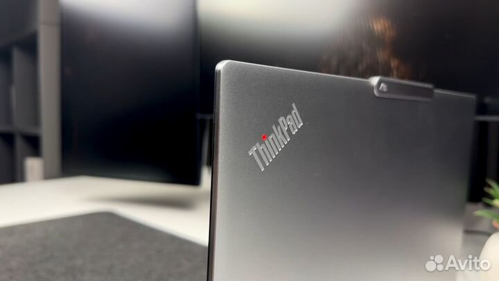 Ноутбук Lenovo ThinkPad Z16 / E16 Gen 1 AMD Radeon