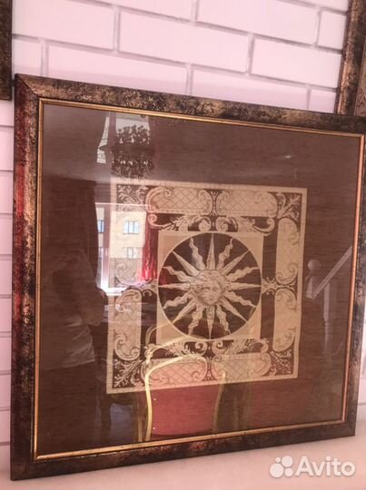 Картины в раме под стеклом