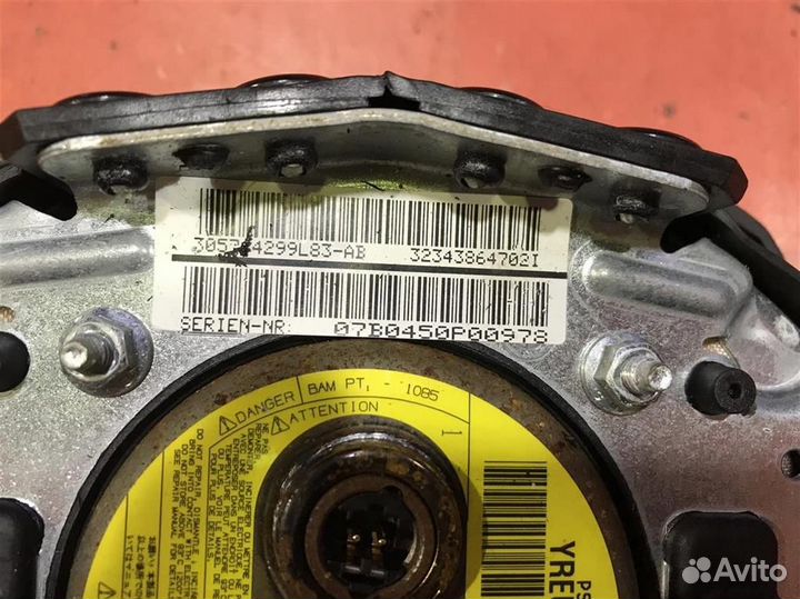 Подушка безопасности в руль бмв Х3 Е83