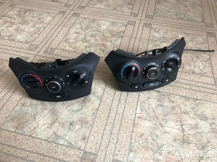 Hyundai Solaris блок управления кондиционером