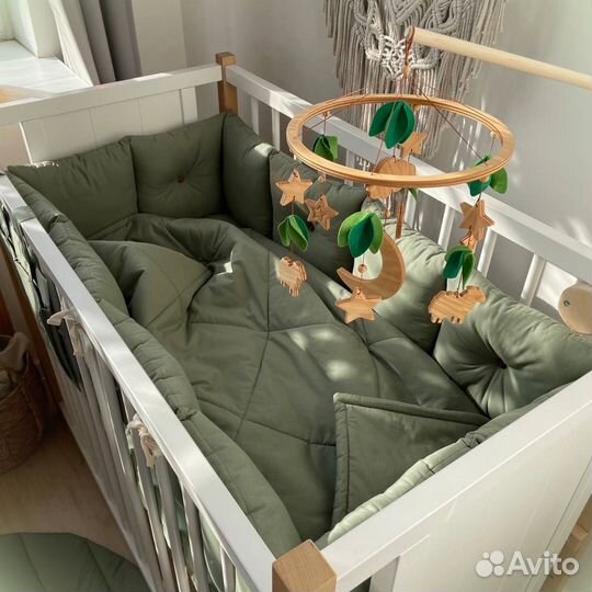 Бортики в кроватку новые