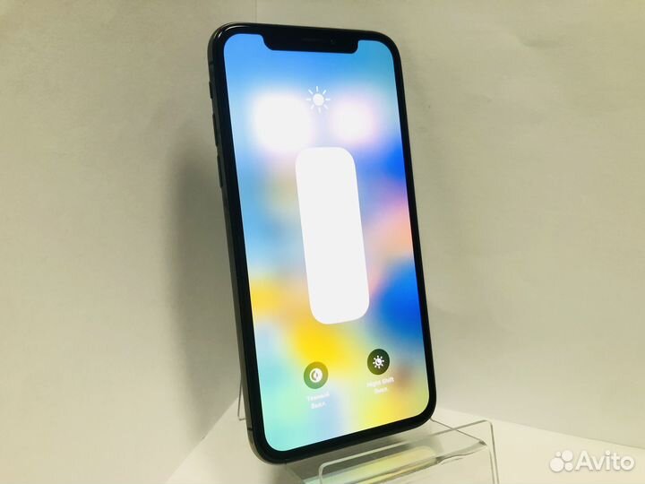 iPhone X, 64 ГБ