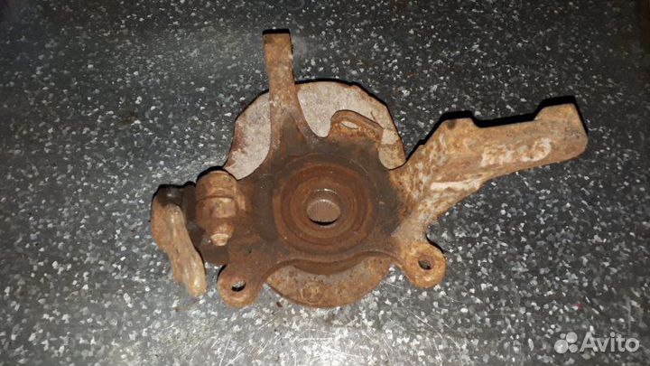 Кулак поворотный передний левый Chevrolet Lacetti