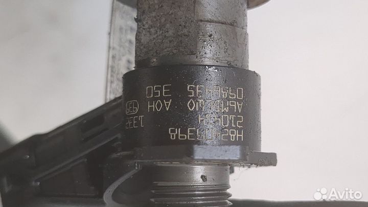 Форсунка топливная Opel Vivaro, 2009