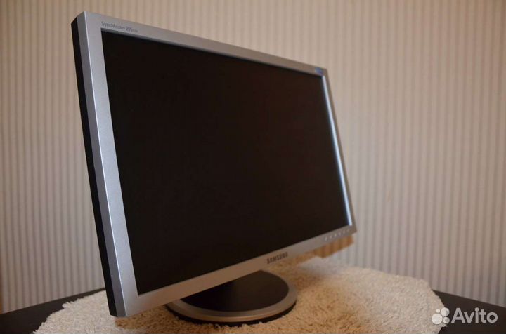 Монитор Samsung syncmaster 205bw
