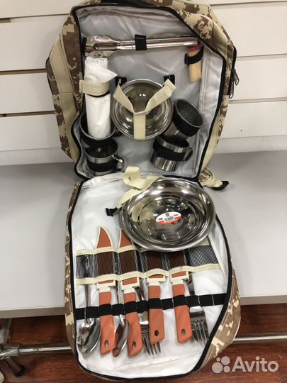 Рюкзак для пикника с посудой на 4 персоны 45*30*20