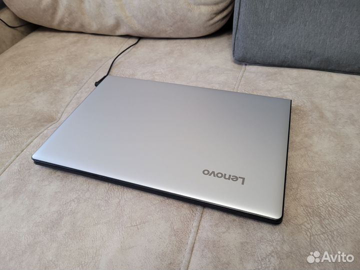 Ноутбук Core i5/920mx/ddr4/ssd240