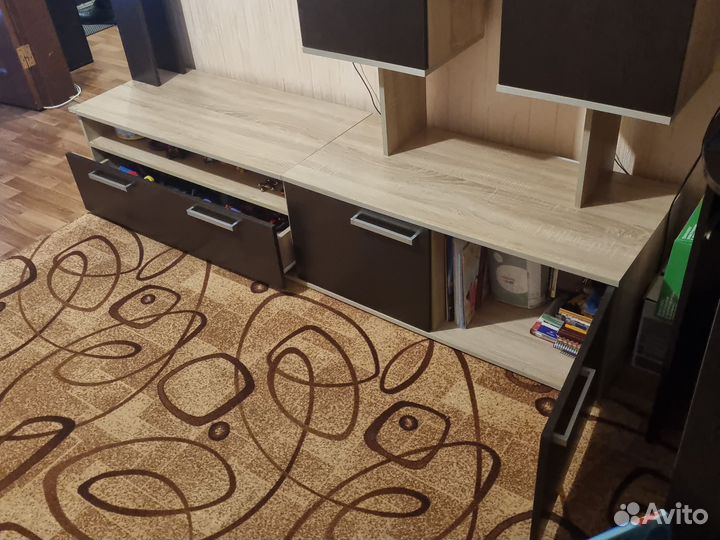 Стенка в гостиную