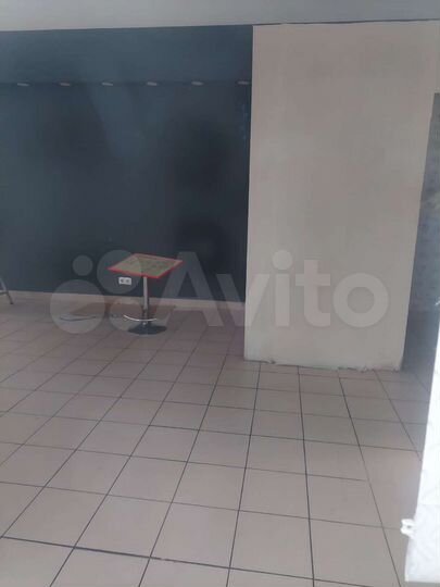 Торговая площадь, 69 м²