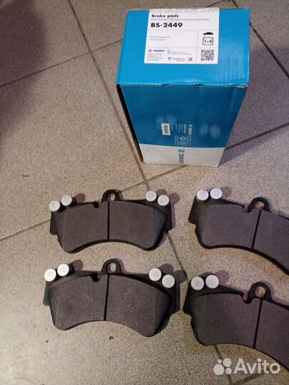 Колодки тормозные передние Porsche Cayenne 955