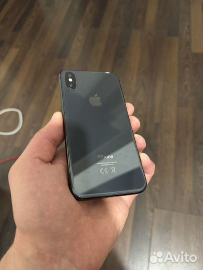 iPhone X, 64 ГБ