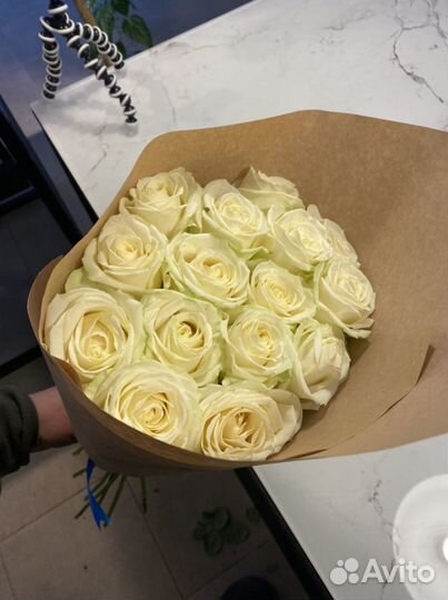 Розы красные 25 штук. 25 роз. 15 роз. 51 роза