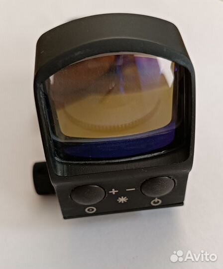 Коллиматорный прицел Pillad P1x42 Dot