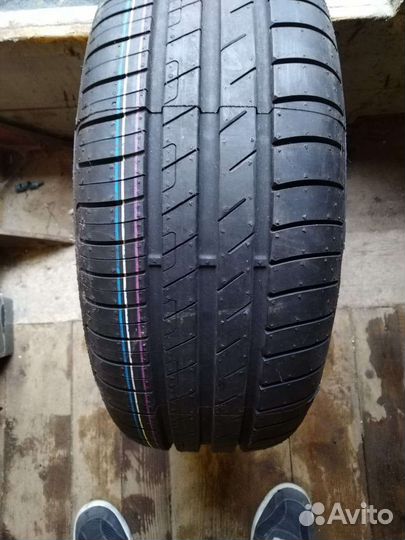Goodyear EfficientGrip Cargo 195/55 R15 85V