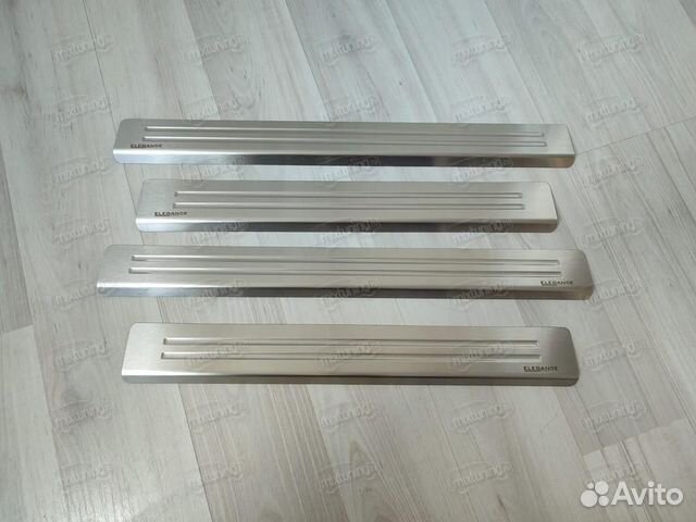 Накладки на пороги Dodge Journey 2008-2014