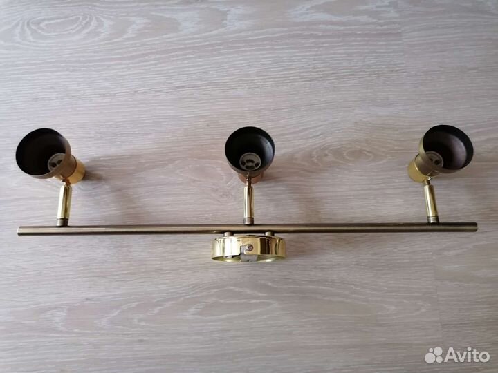 Настенный светильник бра бронза