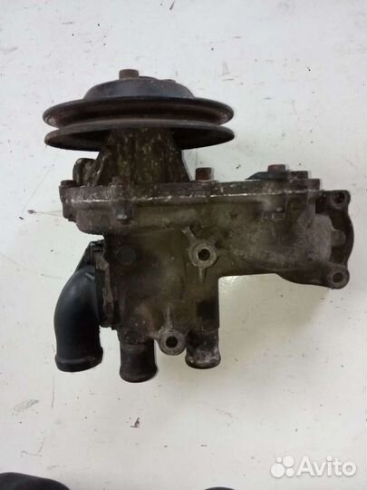 Помпа audi 80 b3