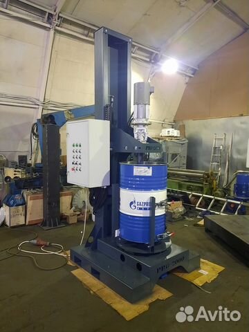 Диссольвер с поворотным столом