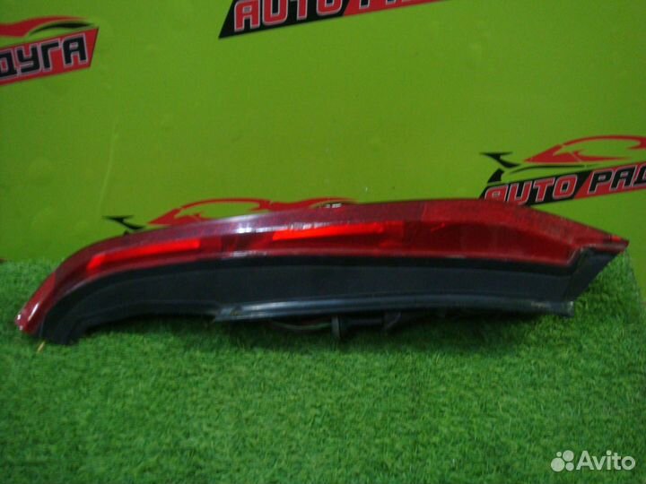 Фонарь nissan NT30,PNT30,T30 X-trail 1 модель белы