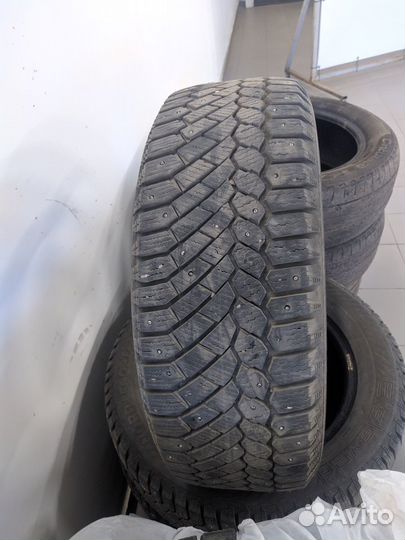 Gislaved Nord Frost 200 205/60 R16