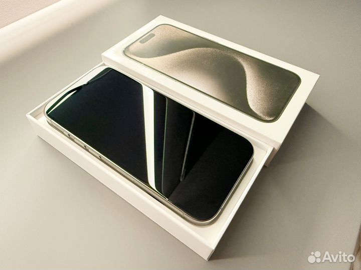 iPhone 15 Pro, 256 ГБ