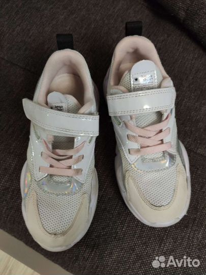 Кроссовки детские для девочек 32