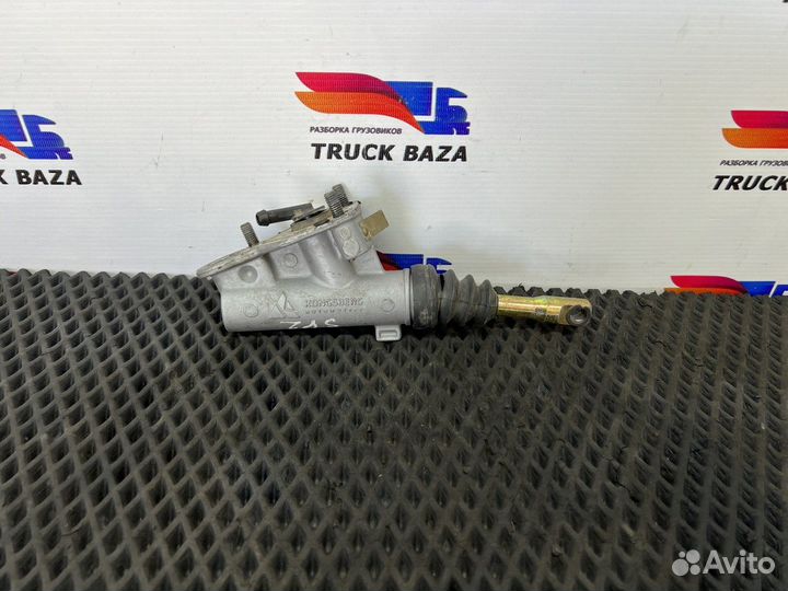 1927829 Цилиндр сцепления главный