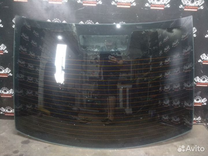 Заднее стекло Ford Focus 2 седан