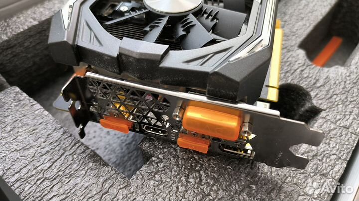 Видеокарта zotac GeForce GTX 1070 AMP Extreme
