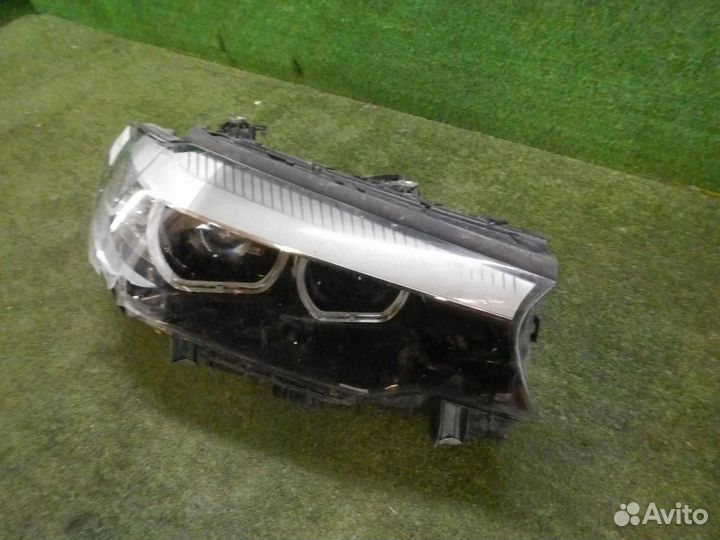Фара правая BMW 5er G30 (2016-2020) LED