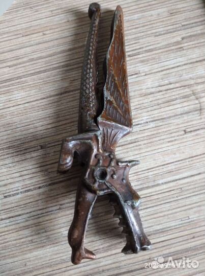 Орехокол дракон СССР