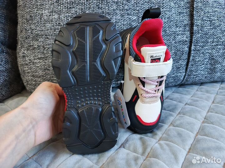 Кроссовки детские новые 27-32р