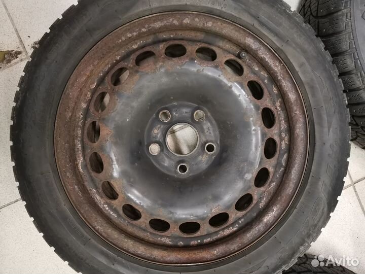 Зимние колеса 205/55 R16 VAG