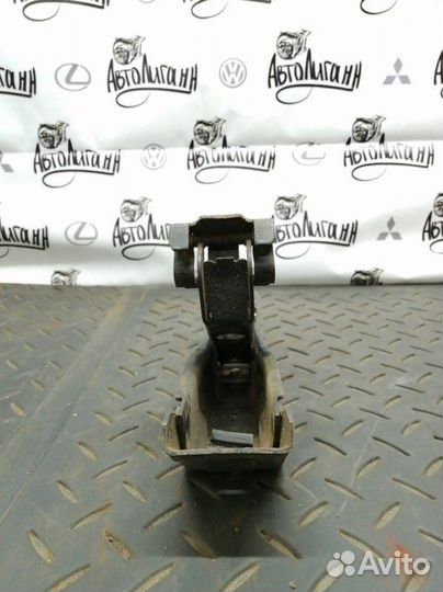 Домкрат Skoda Fabia 1