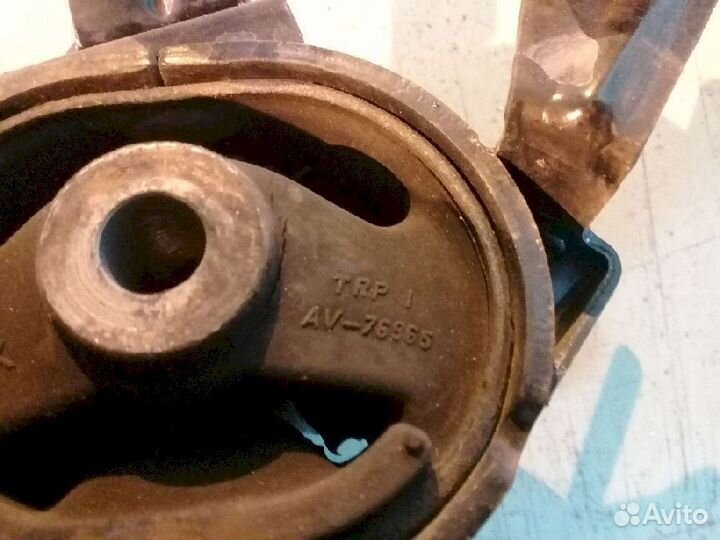 Опора двигателя (подушка двс) левая 12372-0H080 To