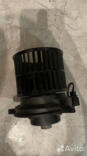 Мотор печки Ford Fusion