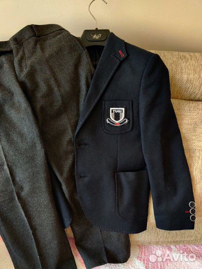 Школьный костюм tugi