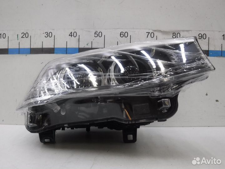 Фара правая на BMW X3