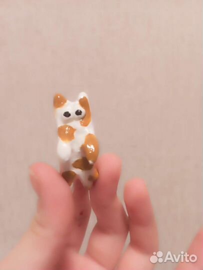 Котик на кружку из глины