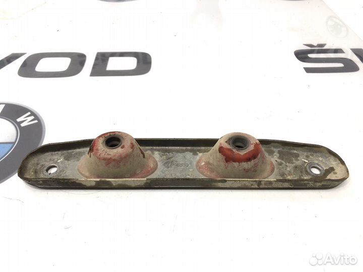 Кронштейн глушителя Skoda Octavia A7 (5E) 1.2 cjza