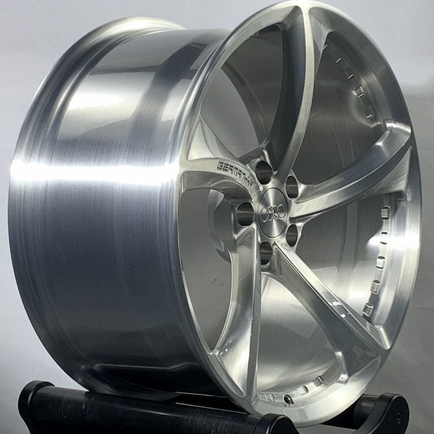 Кованые диски Audi 10×R20 5×112