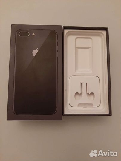 Коробка от телефона iPhone 8 Plus