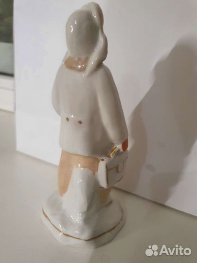 Статуэтка Мальчик с портфелем