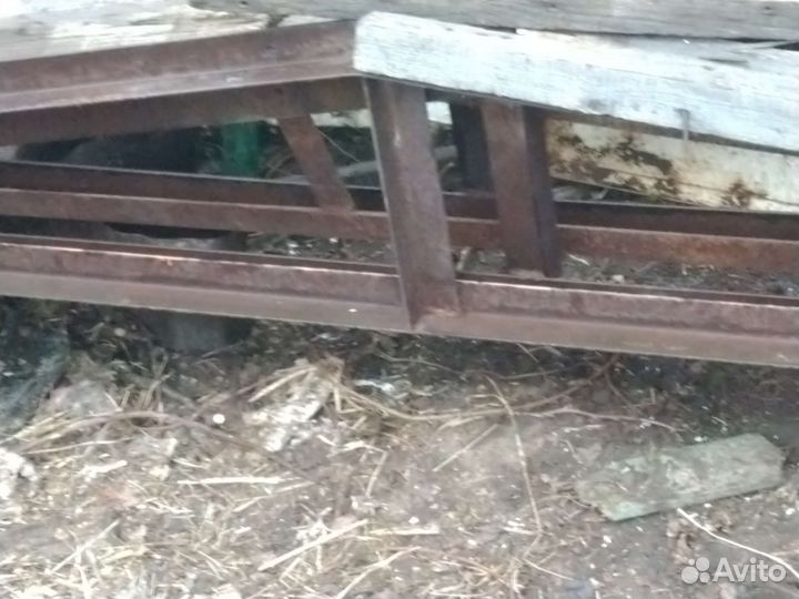 Дуги ш.3,80м. Высота 35см, уголок 45мм